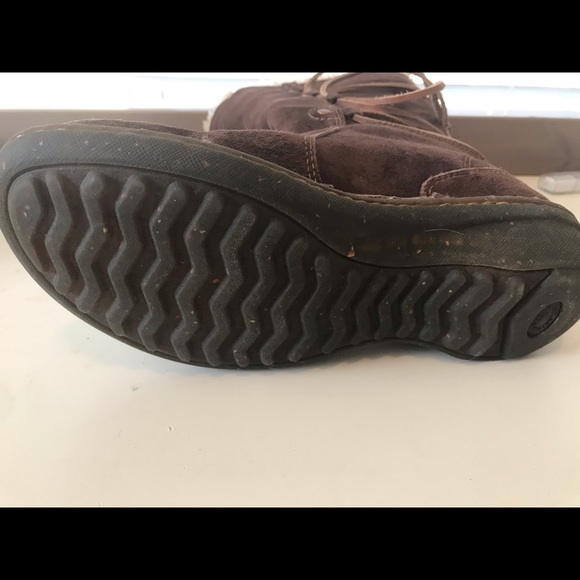 Ugg Boots - Picture 5 of 5